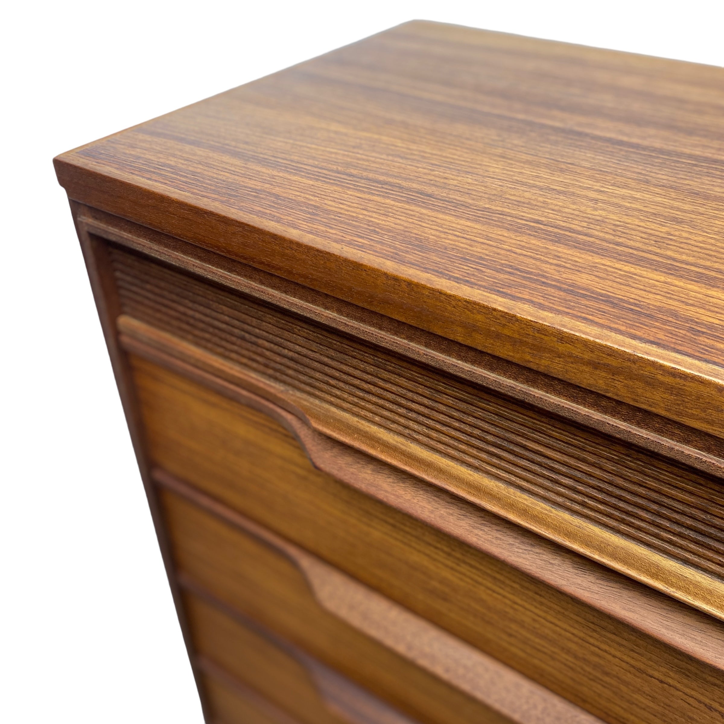 Fluted Chest Drawers