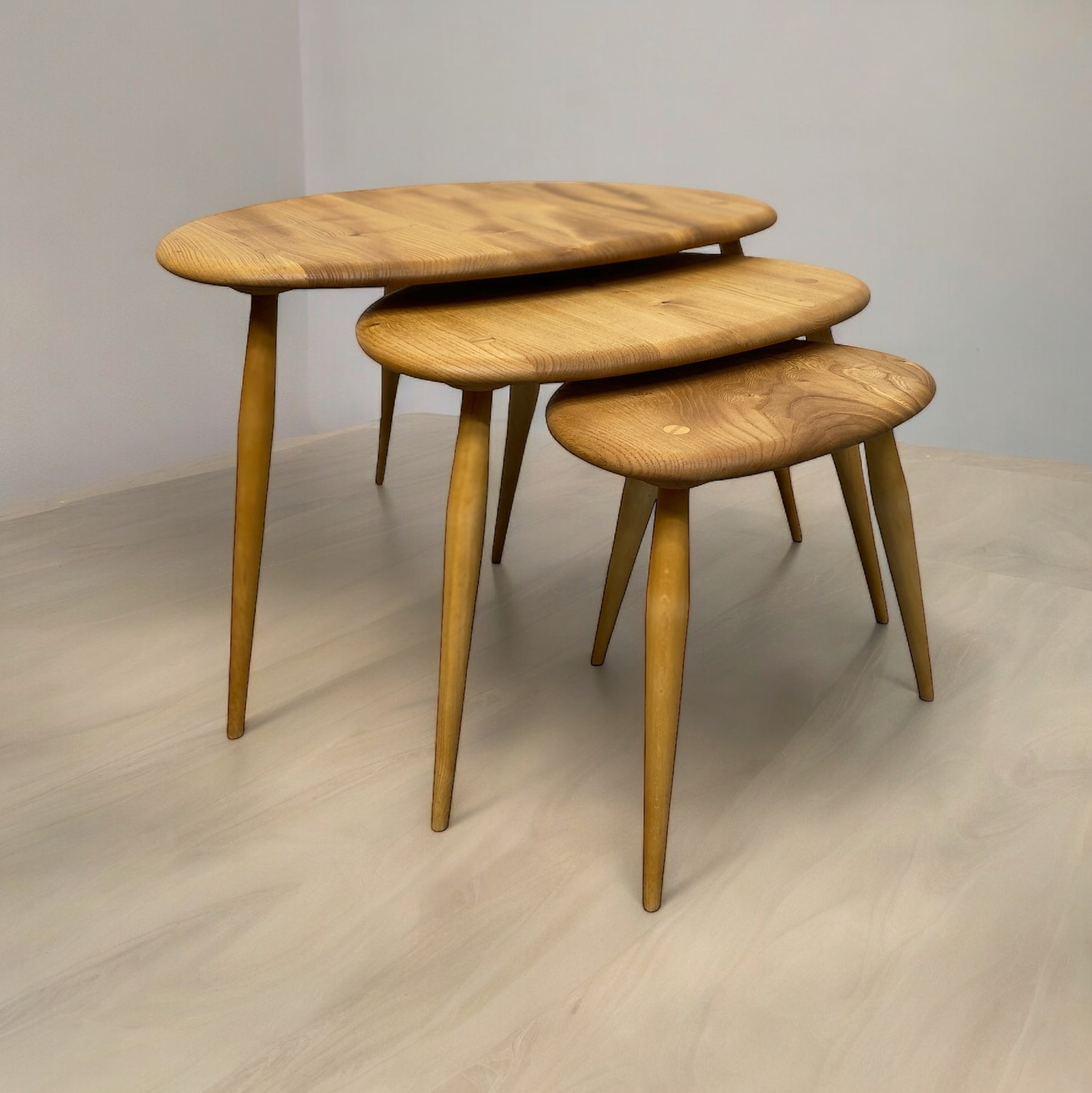 Room Set Vintage Ercol Pebble Tables Elm Beech Nesting Tables