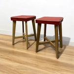 Load image into Gallery viewer, Room Set Vintage Stools Oak Vinyl Red Pair
