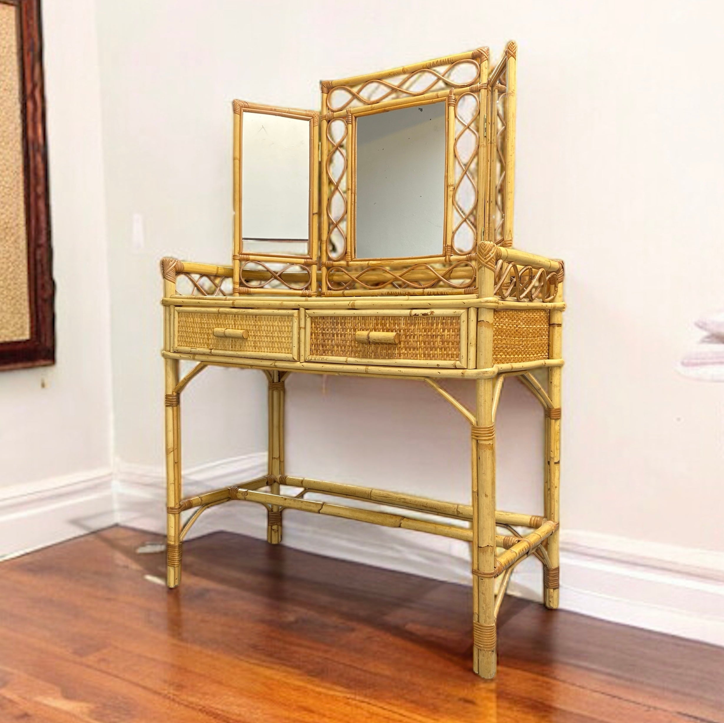 Room set Vintage Dressing Table Bamboo Rattan Boho