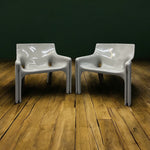 Load image into Gallery viewer, Pair &#39;Gaudi&#39; Chairs Vico Magistretti Artemide 1970s Room Set
